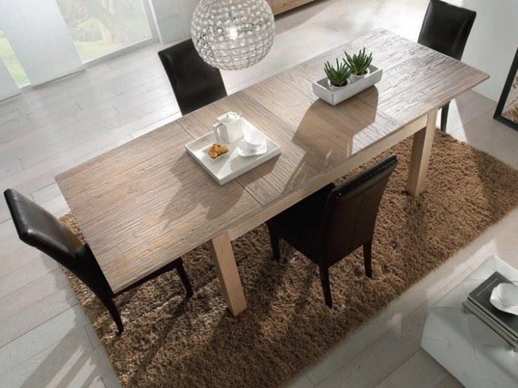 table-bois-massif-NATURA-Domus-Arte-extensible-chaises-noires