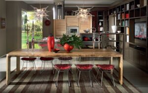 table-salle-manger-bois-massif-Evita-Ottocento-chaises-métalliques