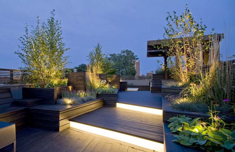 éclairage extérieur LED toit-terrasse marches lumineuses