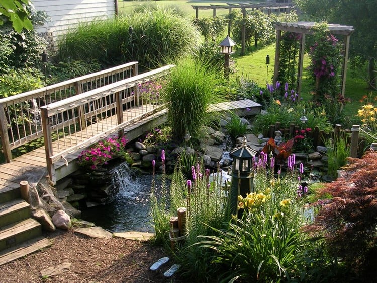 Faire un bassin de jardin: 28 idées fantastiques à emprunter!