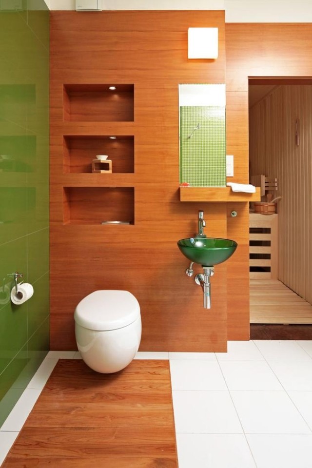carrelage-salle-bains-bois-mosaique-verte-cuvette-suspendue carrelage salle de bain