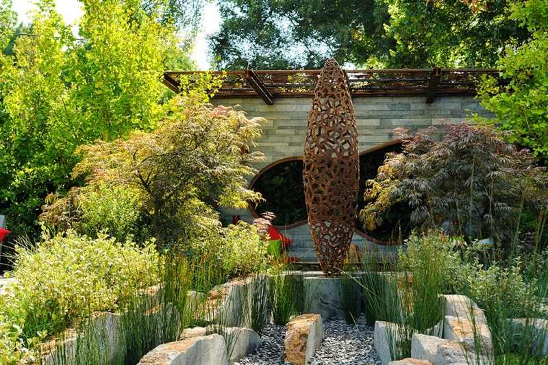 decoration-jardin-sculpture-acier-corten-érable-japon décoration jardin
