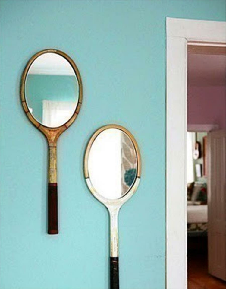diy-déco-vieux-objets-raquettes-tennis-miroirs