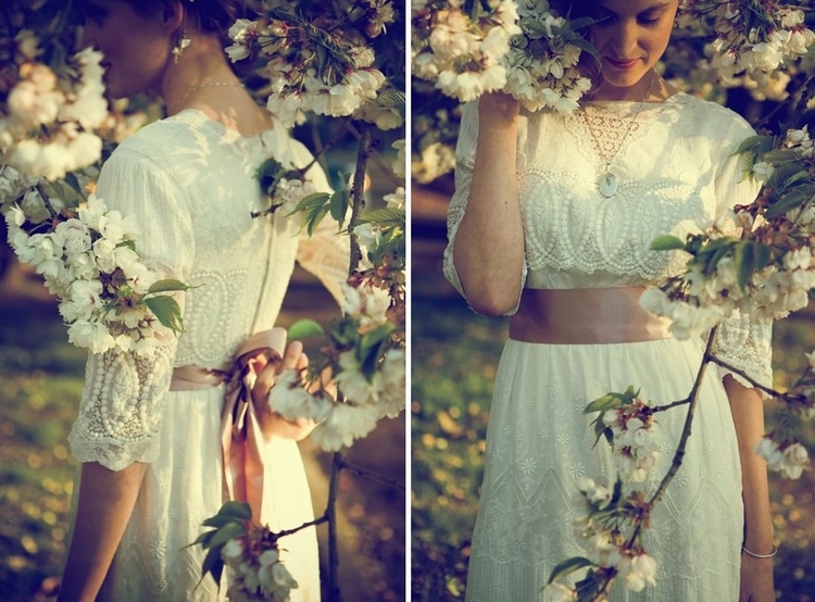 décoration-vintage-robe-mariée-idées-séance-photo-arbre-fleuri