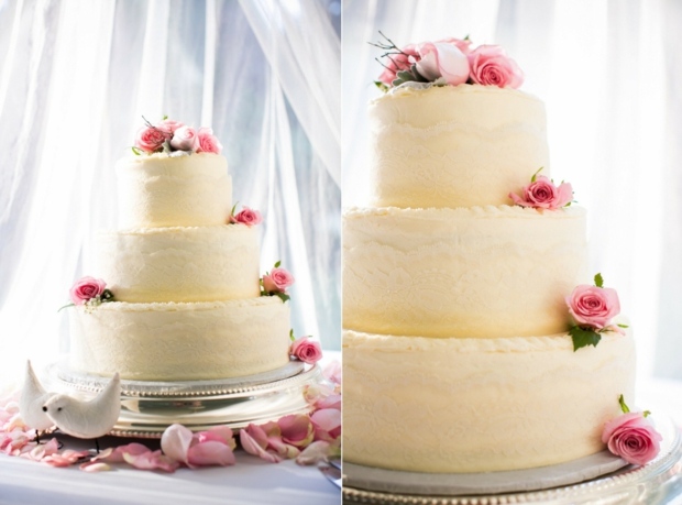 gâteau-mariage-blanc-cassé-jaune-3-étages-décoré-roses