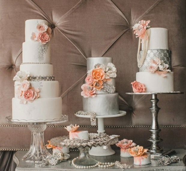 gâteaux-mariage-originaux-style-vintage-décoré-perles-fleurs