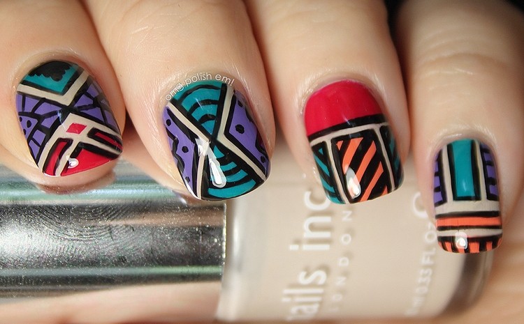 Idée nail art été–couleurs pastel, motifs géométriques, tribaux Sol Tribal idées