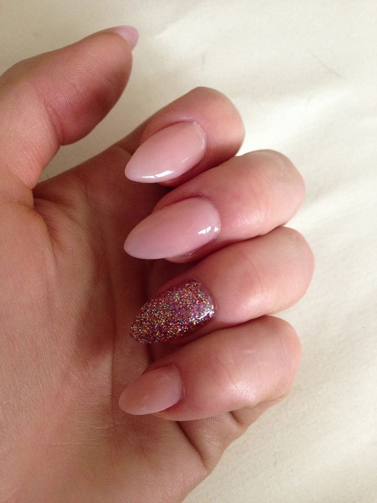 Idée nail art été 2015 \u2013 couleurs pastel, motifs géométriques et tribaux