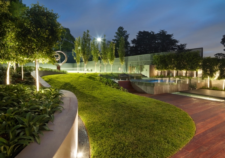 idée-utilisation-spot-LED-extérieur-jardin-moderne