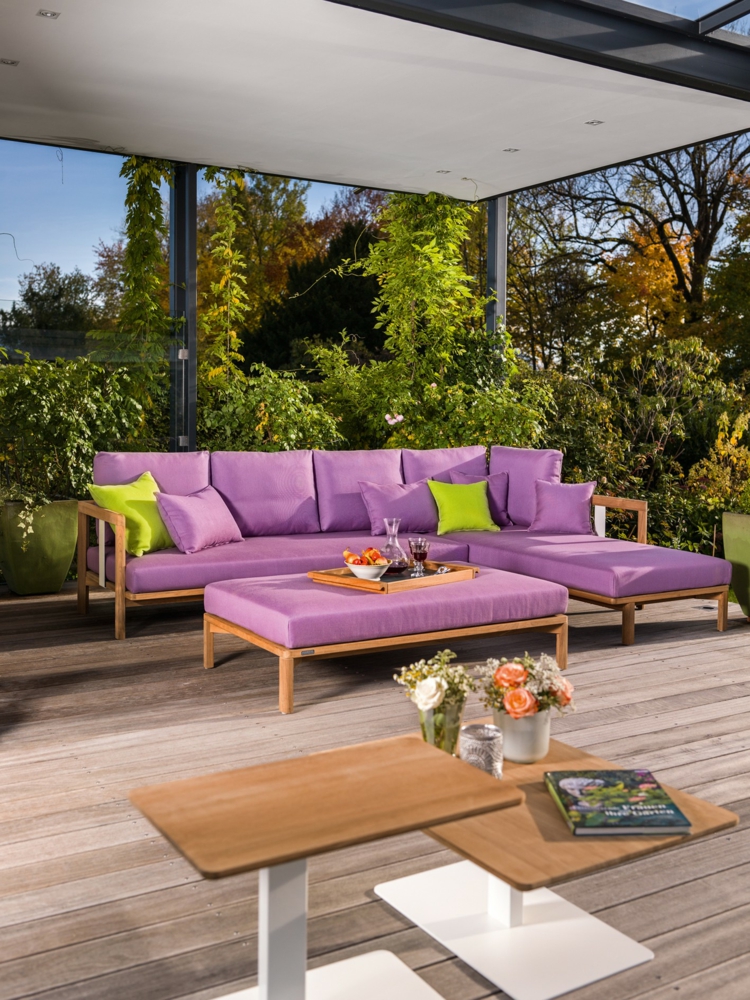 mobilier de jardin lounge-coussins-deco-table-basse