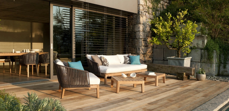 mobilier-de-jardin-lounge--terrasse-bois-coussins-confortables