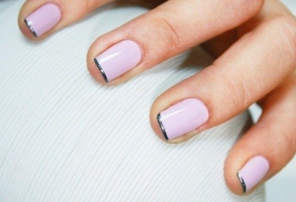 ongles-nail-art tendance manucure french discrète