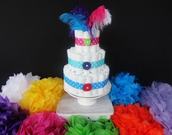 organiser-baby-shower-party-gateau-plumes