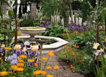 plantes-et-jardin-fontaine-fleurs-deco-exterieure