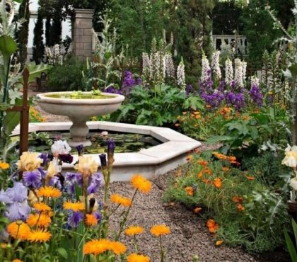 plantes-et-jardin-fontaine-fleurs-deco-exterieure