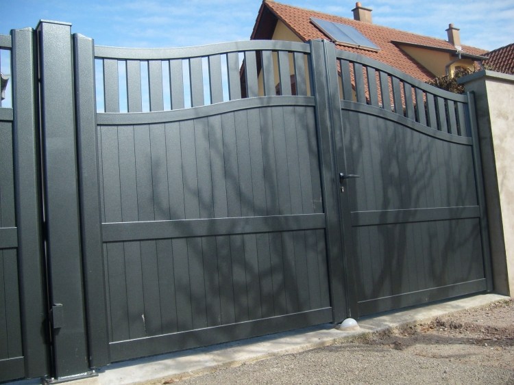 portail-de-jardin-moderne-metal-aluminium-couleur-grise