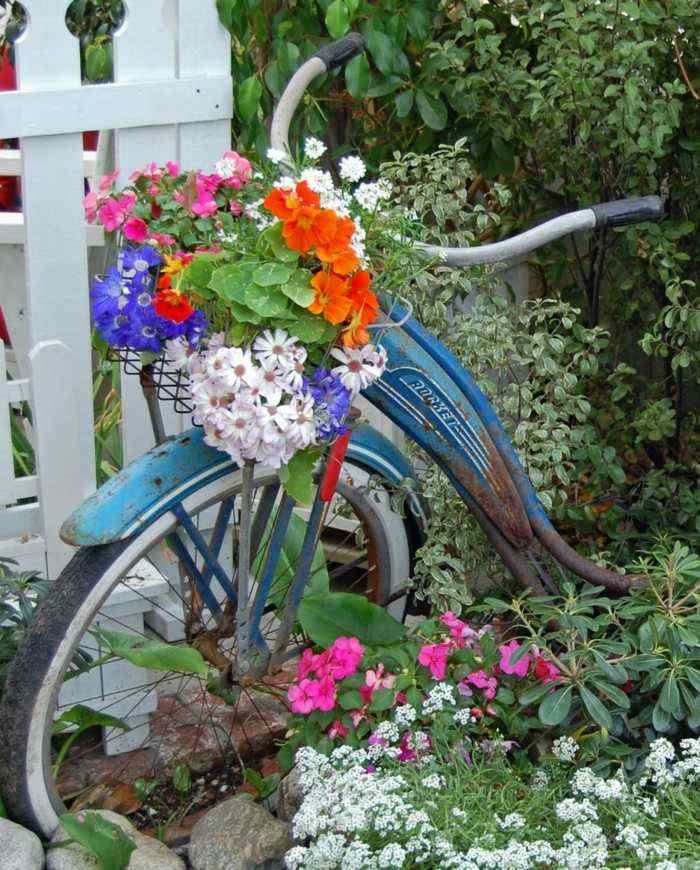 48 pots de fleurs en objets de récup pour en décorer le jardin! Créatif Véranda Décorer