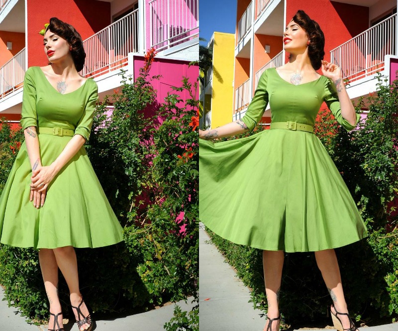 robe-années-50-évasée-genoux-vert-clair-manches-3-4