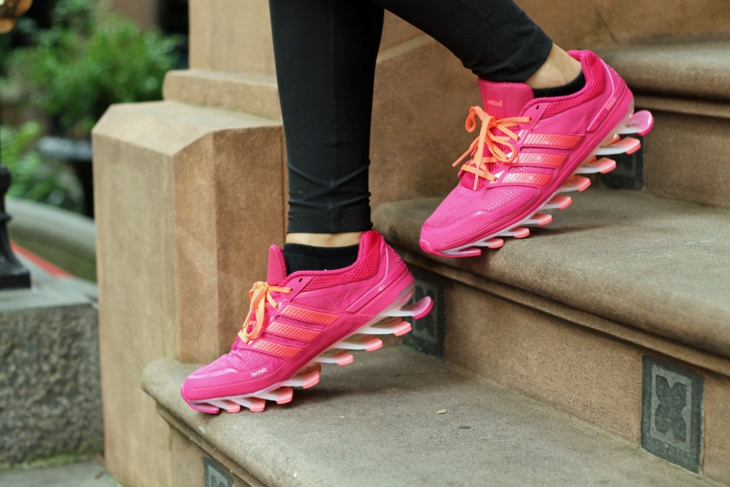 sneakers-femme-springblade-adidas-rose-bonbon-femme sneakers femme