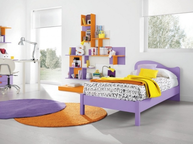 ameublement-chambre-ado-lilas-orange-tapis-assorti