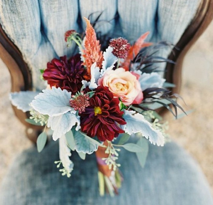 bouquet mariée feuille-cineaire-pivoine-mariage-automne