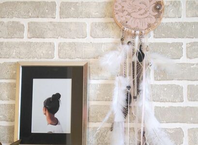 capteur-de-reves-plumes-deco-mraule-dentelle