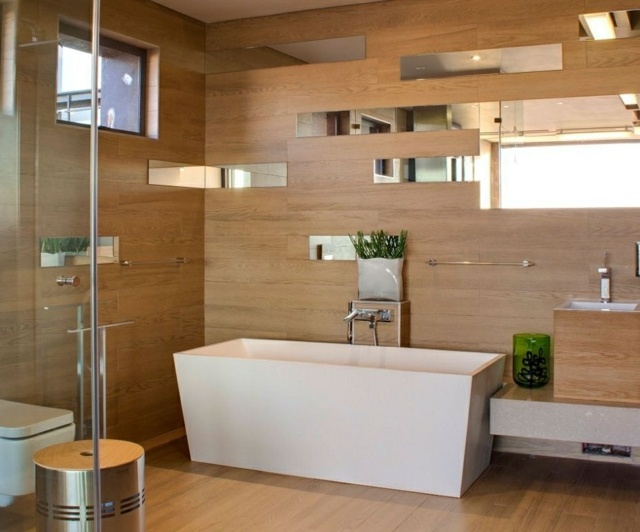carrelage-salle-bains-aspect-bois-clair-déco-miroirs