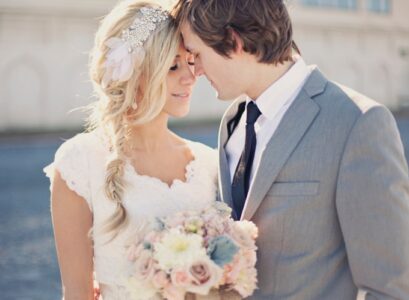 coiffure-mariee-tresse-bijoux-cheveux-longs