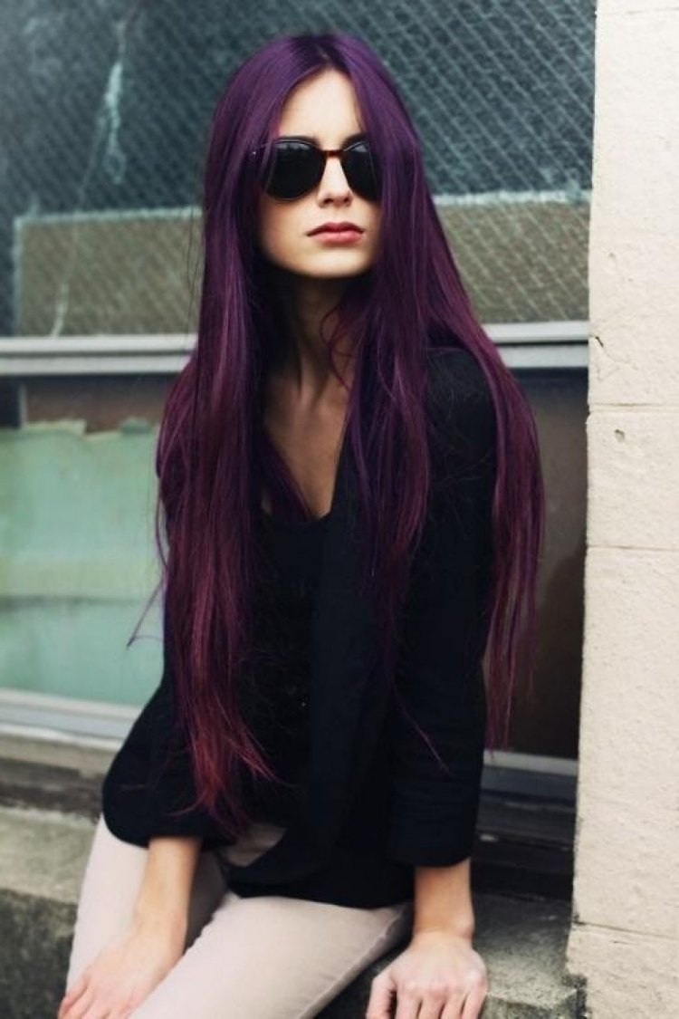 couleur-cheveux-longs-printemps-été-2015-aubergine-violet