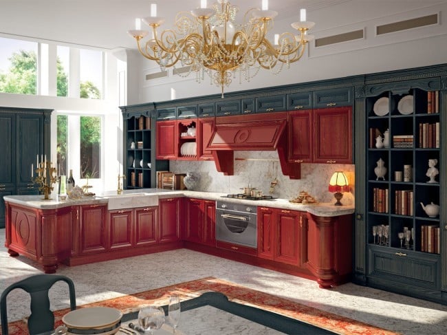 cuisine-bois-classique-armoires-rouge-noir-lustre-clasique-tapis-plan-travail-marbre