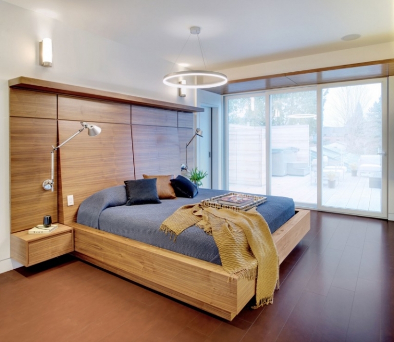 deco-interieur-chambre-coucher-tête-lit-cadre-bois-appliques-lustre