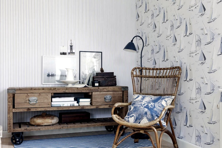 déco-marine-intérieure-papier-peint-voiliers-meubles-cottage