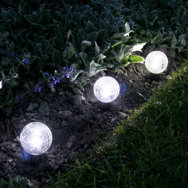 eclairage-exterieur-boules-lumineuses-LED-balisage éclairage extérieur