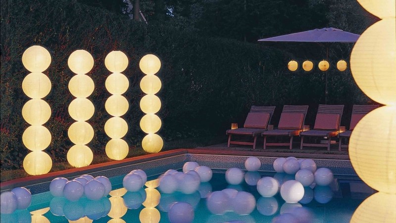 eclairage-exterieur-décoratif-piscine-flottantes-boules éclairage extérieur