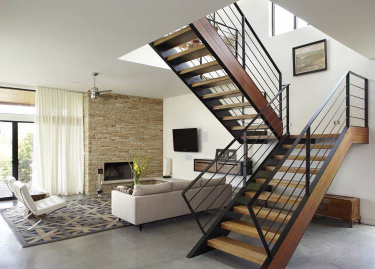 escalier-droit-escalier-tournant-bois-intérieur