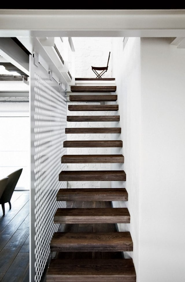 escalier droit suspendu design-moderne-sans-contremarches