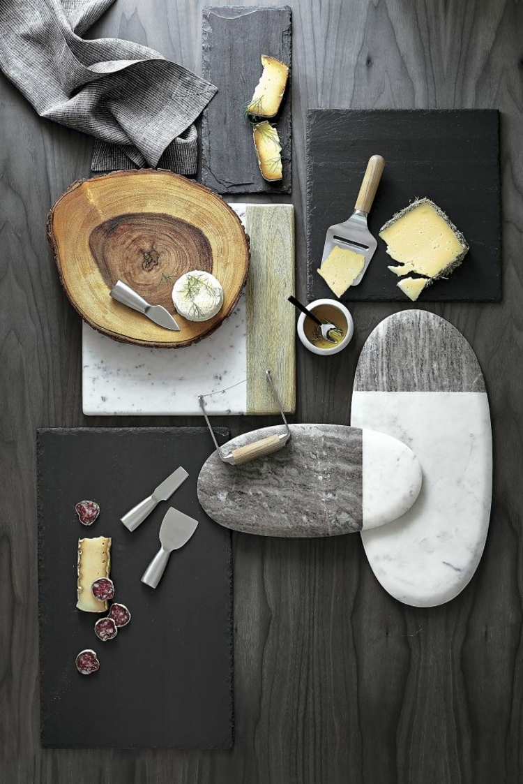 idee-decoration-detente-plateau-fromage-planches-découper idée décoration