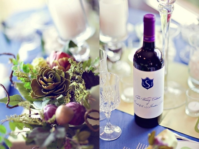 idees-decoration-mariage-arrangement-fleurs-exotiques-bouteille-vin