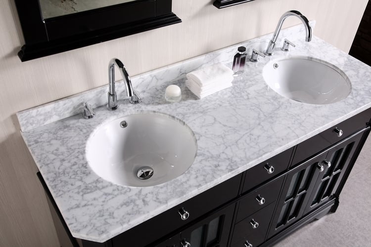 meuble-double-vasque-moderne-bois-noir-plan-marbre-blanc