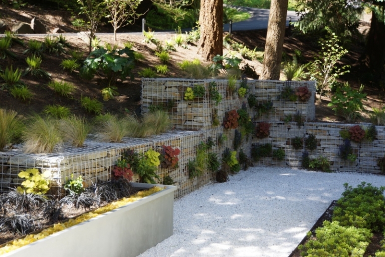 mur-cloture-gabion-gravier-decoratif-plantes-deco-jardin