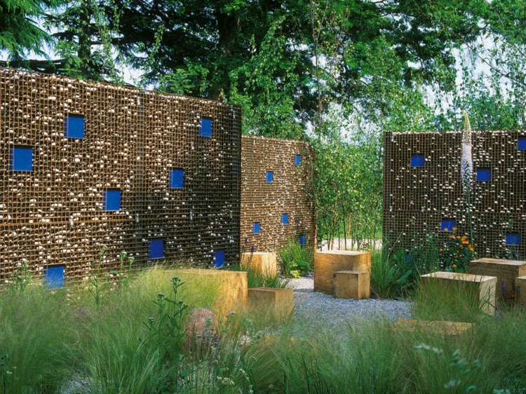 mur-gabion-art-jardin-gabionnage-pierres-graminées-ornement