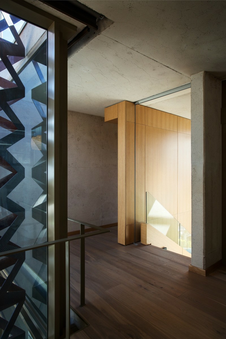 amenagement-interieur-style-minimaliste-escalier
