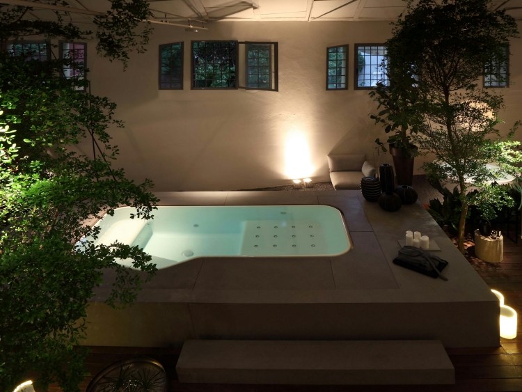 bain-tourbillon-extérieur-encastré-terrasse-expérience-Spa