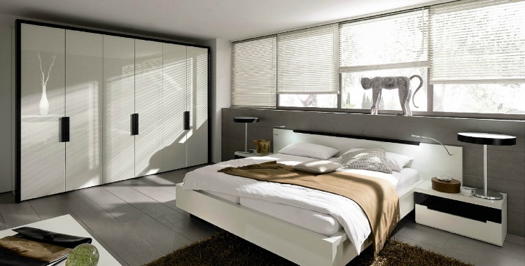 chambre-moderne-lit-bas-chevet-blanc-carrelage-sol-gris