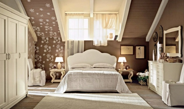chambre-petite-fille-combles-grand-lit-meubles-romantiques