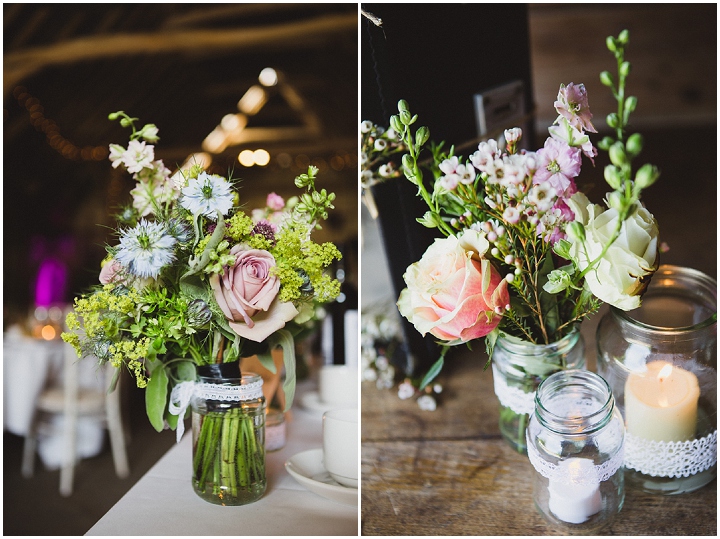 deco-mariage-champetre-bouquets-roses-fleurs-champs-bocaux-dentelle-bougies