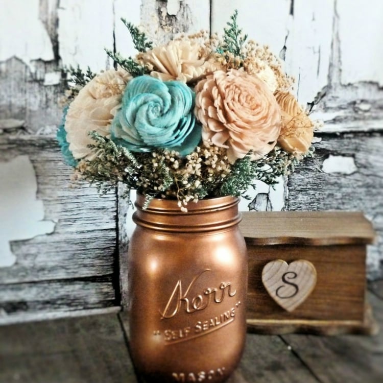 deco-mariage-champetre-vase-bocal-peint-fleurs-décoratives-turquoise-champagne
