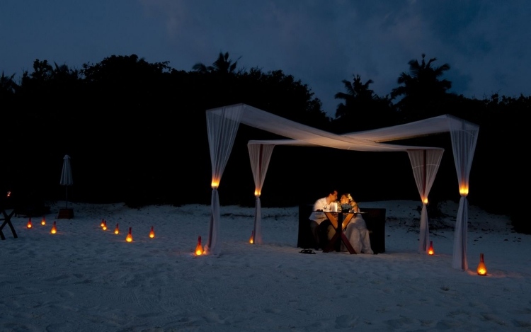 destination-vacances-amoureux-plage-Manafaru-Maldives