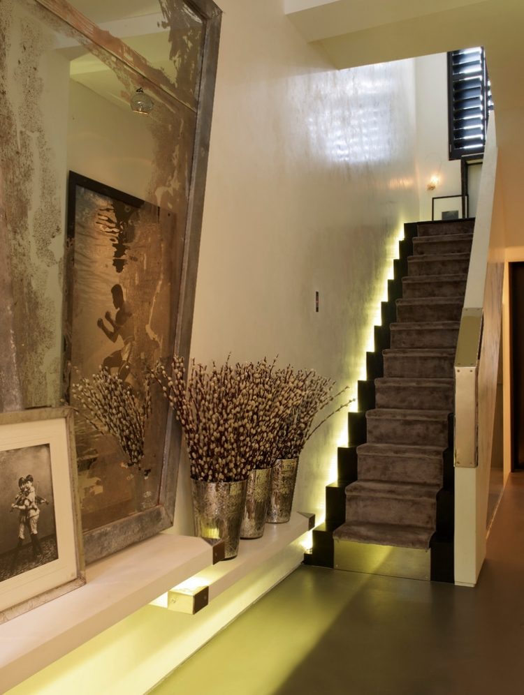 eclairage-escalier-led-indirect-escalier-droit éclairage escalier led