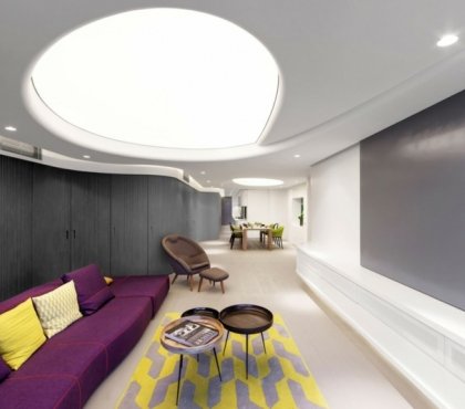 eclairage-plafond--canape-droit-tapis-jaune-gris-spots-encastres-table-rond